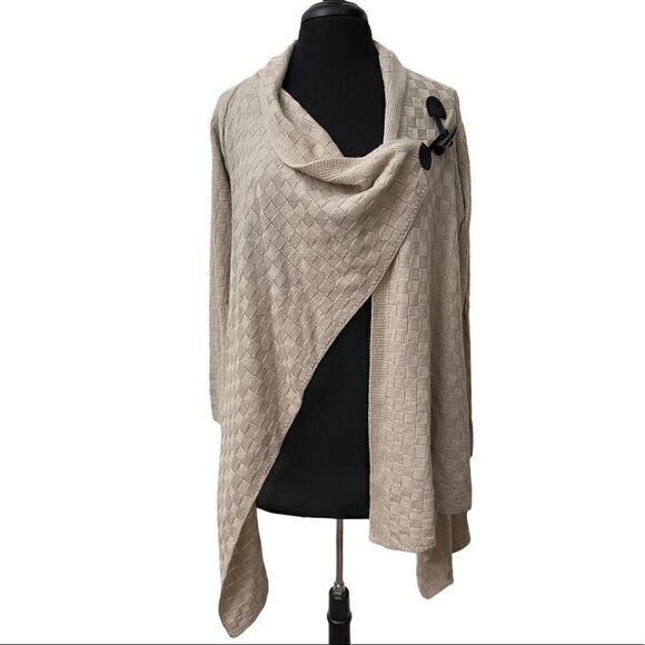 venus Basket Weave Side Husk Closure Cardigan Sz M - Picture 1 of 11